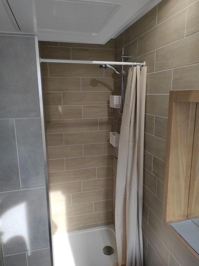 Paris Appartment 30 M2 Paris 2 Beds Subway Station 13 And 14 And 4 Saint-Ouen  Esterno foto